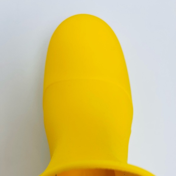 Bottega Veneta Puddle Waterproof Chelsea Rain Boot Size 39EU - Picture 3 of 11